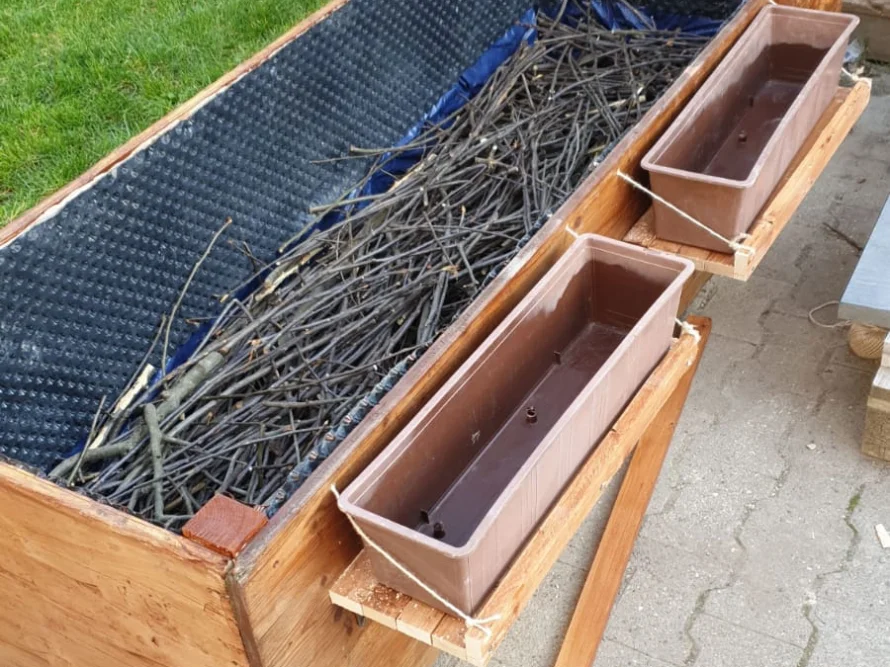 Holzrahmen für Hochbeet