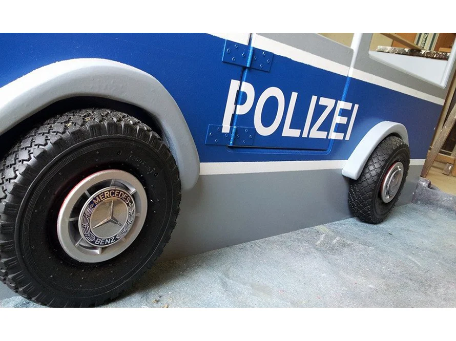 Blau-graues Spielzeugauto