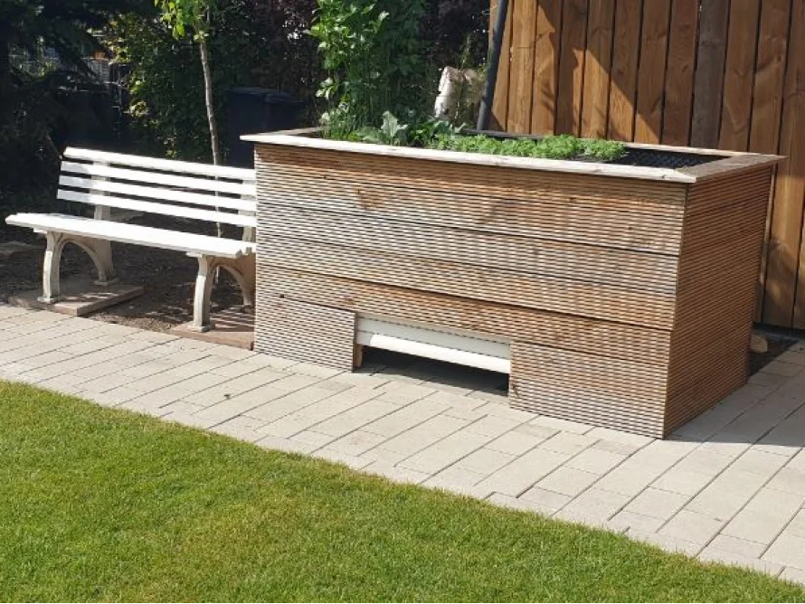 Hochbeet aus Holz