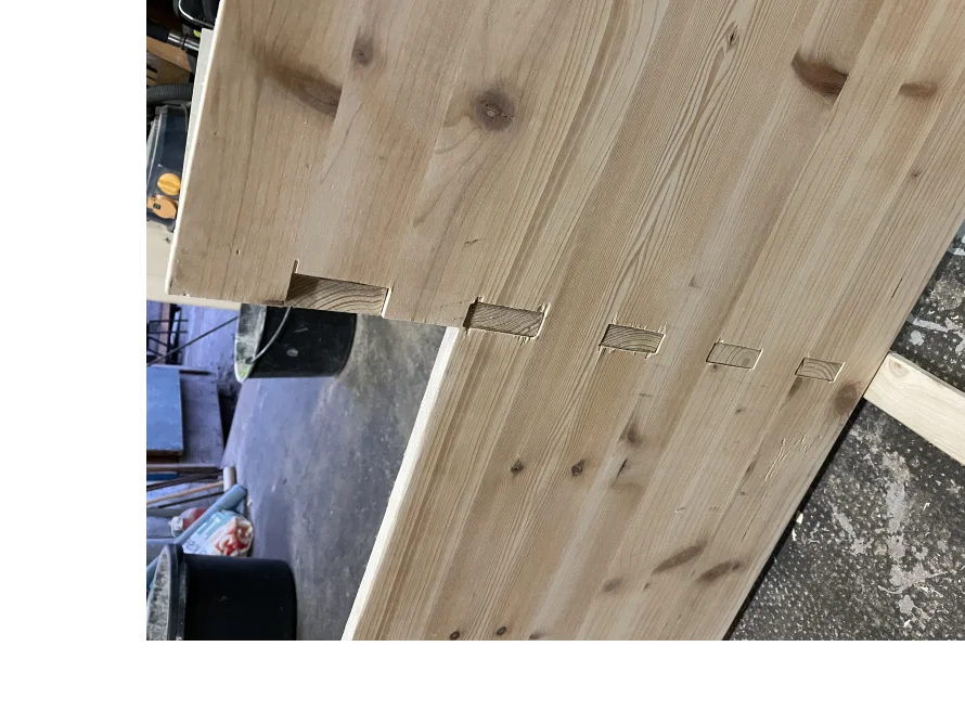 Holzverbindung mit Zapfen