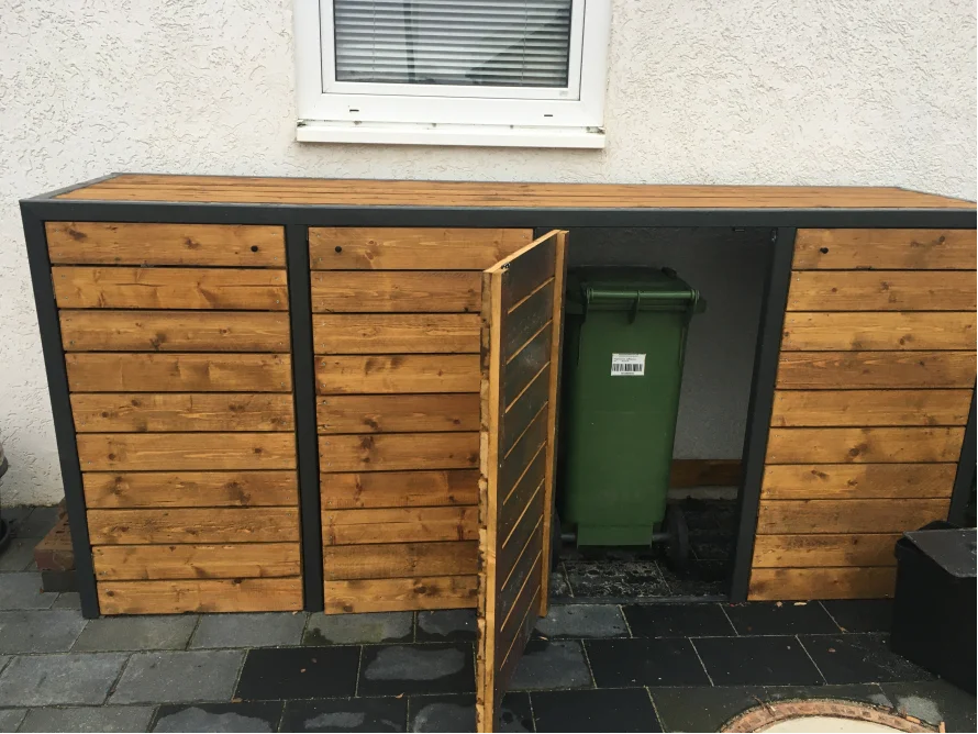 Holzverkleidung für Mülltonnen