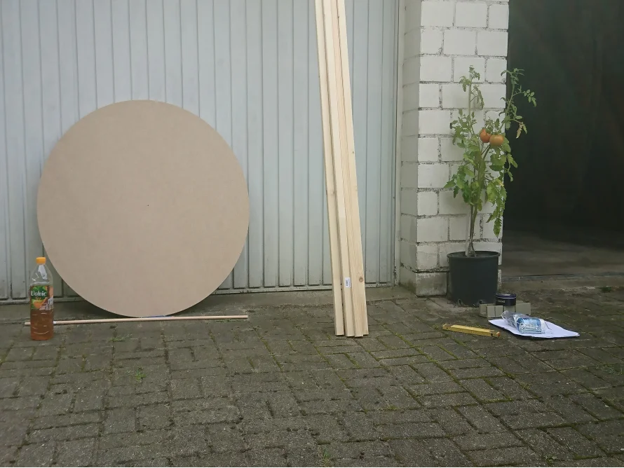 Material für ein selbstgebautes Gartenhaus